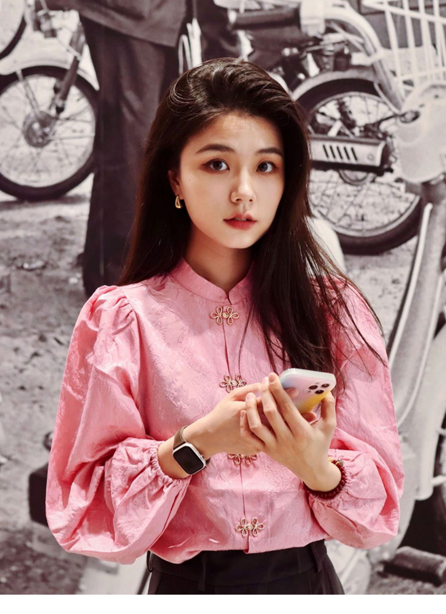 This year's popular beautiful small shirt new Chinese style national style jacket Tang suit retro Hong Kong style pink stand collar button shirt autumn