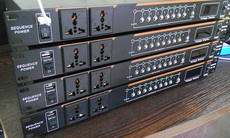 Блоки питания, Инвертеры 1u万能插座8路带电压显示电源时序器mr-108i