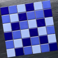 Светло-желтый