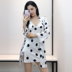 Bộ đồ ngủ mùa hè sling polka dot váy ngủ với miếng đệm ngực tập hợp hai bộ áo choàng bằng lụa mỏng dành cho người lớn - Đêm đầm váy ấm áp cho mùa đông Đêm đầm