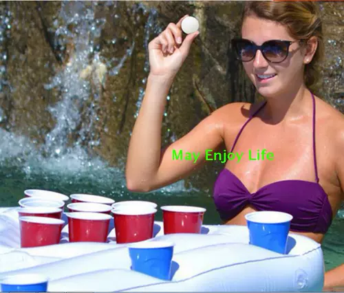 Продвижение на открытом воздухе плавание надувное пивное пивное напиток на ледяные ковша вечеринка плавающая плот -кровать фрукты Cola Ice Town