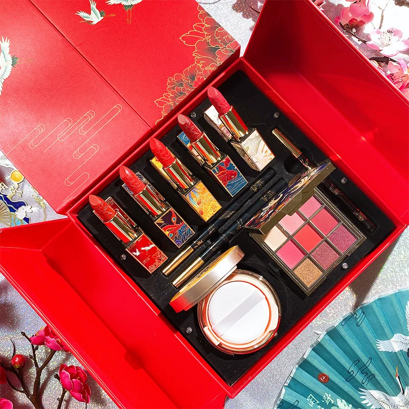 Forbidden City Mỹ phẩm đồng thương hiệu Carved Lipstick Eyeshadow Palette Beauty Set Trang điểm Hộp quà kết hợp đầy đủ - Bộ trang điểm