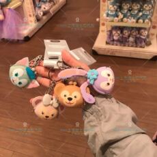 Брелок 上海迪士尼乐园达菲雪莉杰拉多尼星黛露硅胶迷你硬币包挂件钥匙扣