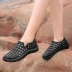 Giày lỗ mới Phiên bản Hàn Quốc của dép đi trong nhà mùa hè dép lê nam và nữ
