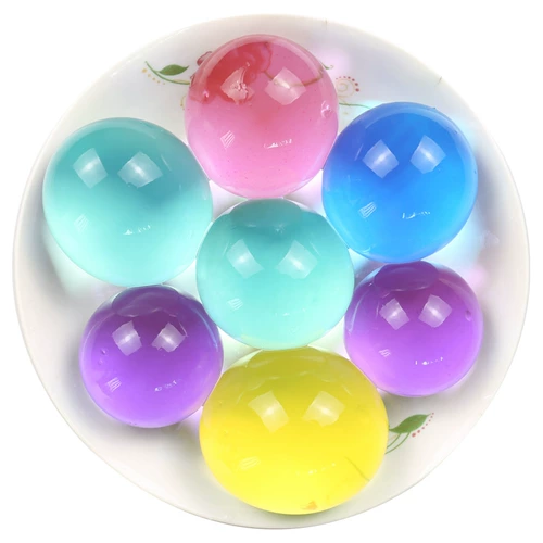 Вода -поглощение жемчужного гидропонного растительного питания