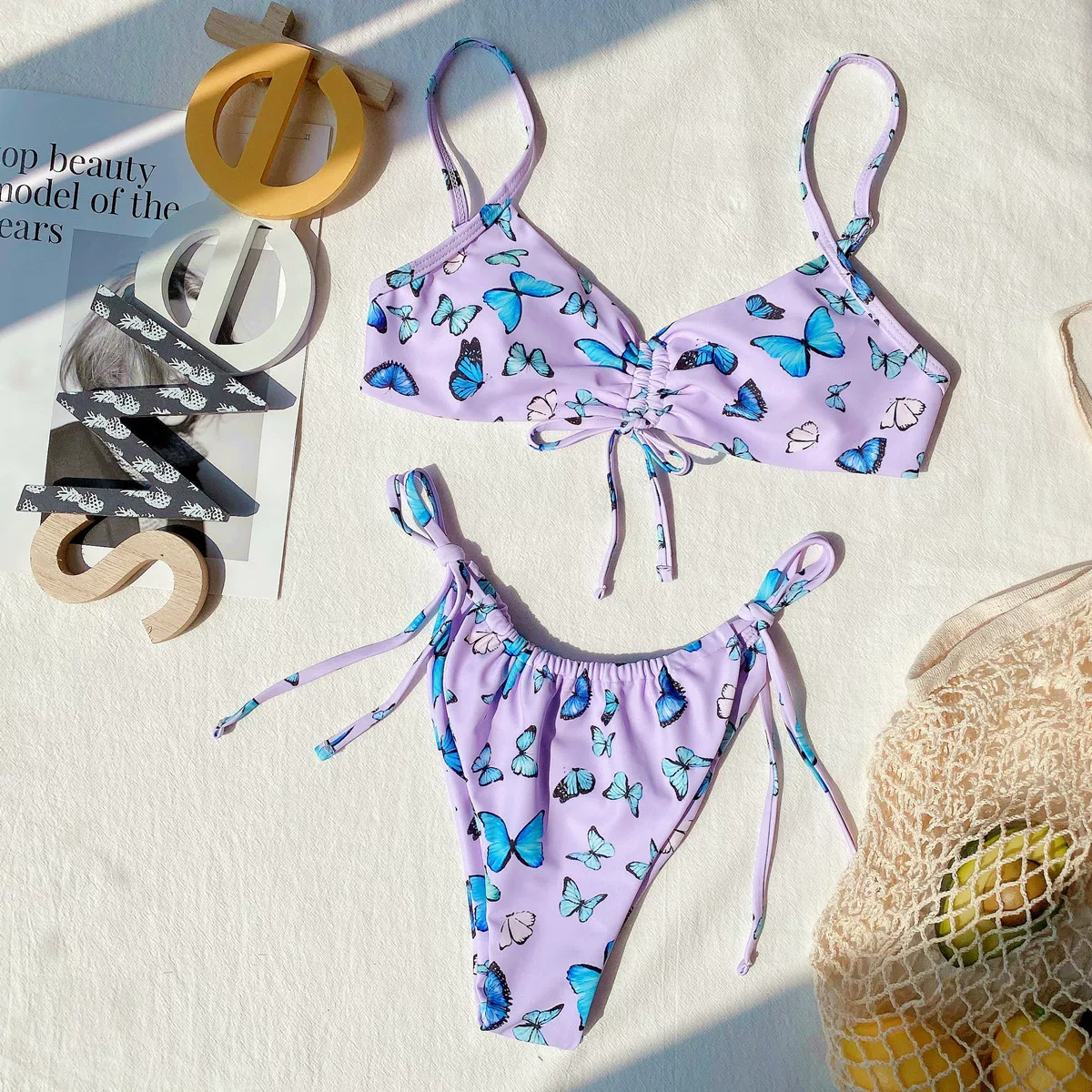 Sexy split swimwear, top with cups, European style, hip-accented