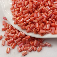 Оранжево-красный