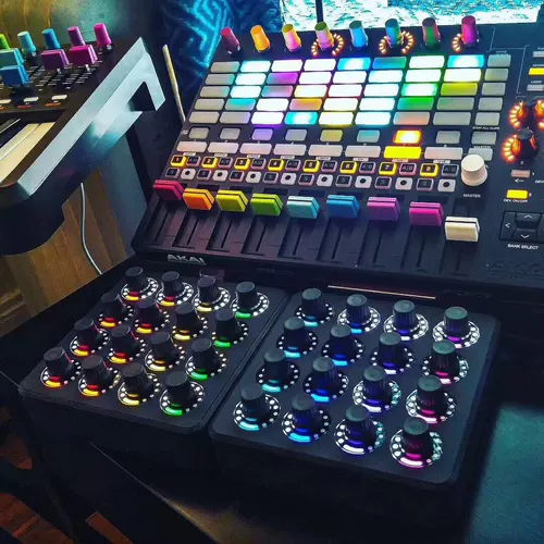 APC40 Push Push -Push -Child Caffice Brand (ручки доступны в цветной поддельной VJ Console)