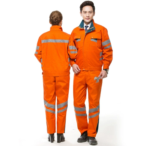 Светоотражающий комбинезон для работы