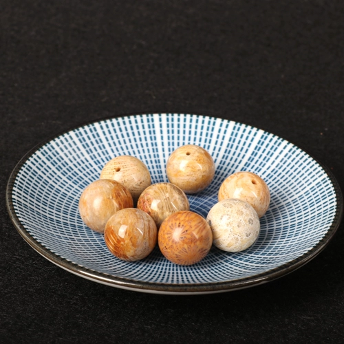 Естественно, не оптимизируя коралловый нефритовый хризантемный камень