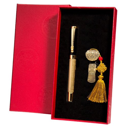 Годовая деятельность компании Практическое деловое подарки на заказ логотип логотип Отправить Customer Creative Enterprise Открытие новогоднего мемориала дня