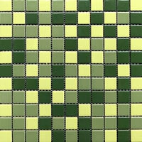 25 Три -колорный зеленый свет