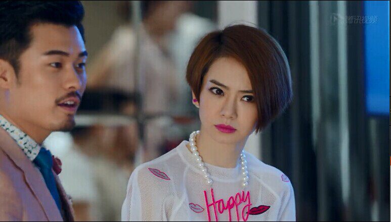 爱情回来了戚薇明亮同款happy字母珍珠项链 夸张走秀款英文颈链