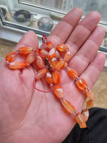 Агатовое ожерелье