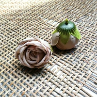 Светло-коричневый