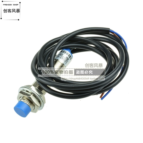 LJ12A3-4-Z/BX рядом с датчиком переключателя NPN Трехночная индукция.