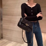 Цепь, сумка через плечо, вместительная и большая сумка на одно плечо, в стиле Шанель, на цепочке, из натуральной кожи