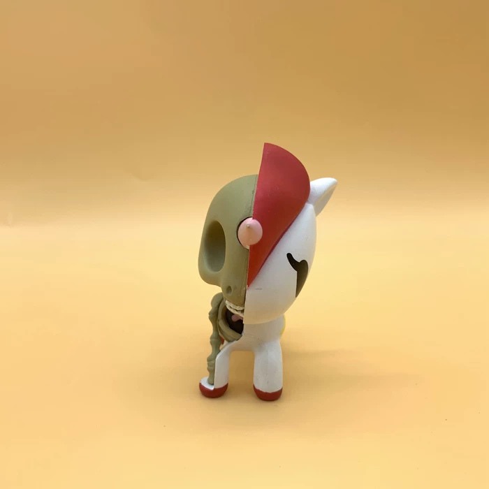 Spot XXRAY Tokidoki полу-анатомический единорог звезда Jason Freeny 4 дюйма