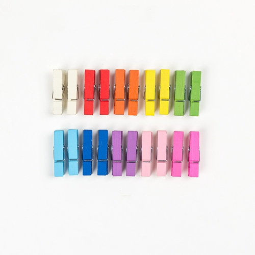 Цветная маленькая деревянная зажим