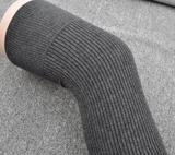 Полная 3 бесплатная доставка Нагревательная пряжа 100D Вертикальные полосы, упругие наложения, носки для коленных носков и осенние носки с высокой трубкой.