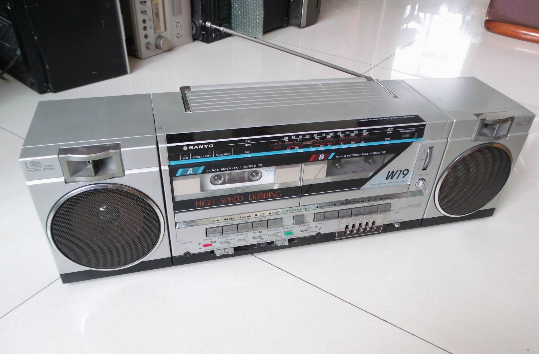 sanyo m w20k