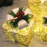 圣诞节铁艺礼品盒商场酒店橱窗场景布置圣诞树装饰发光礼盒三件套