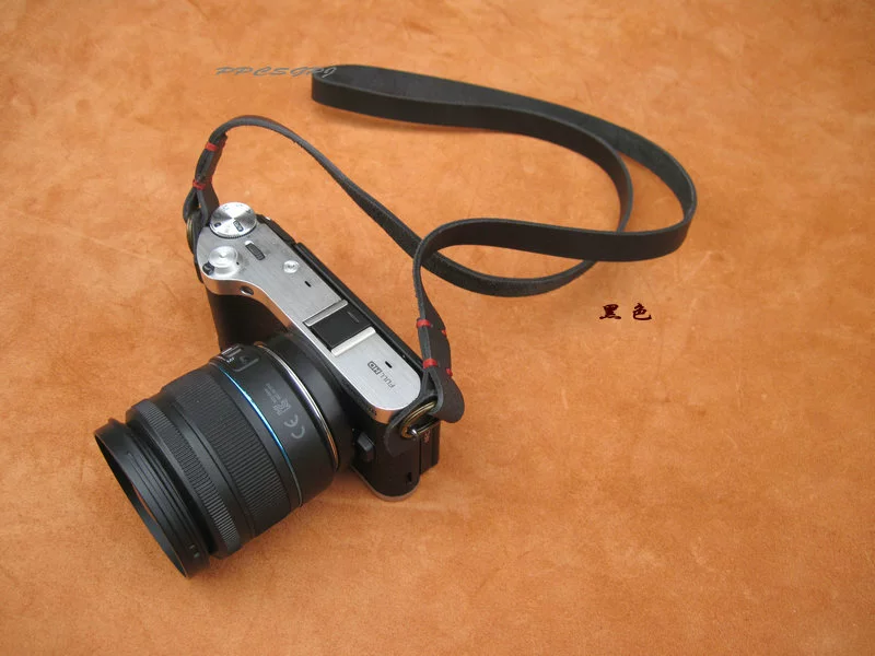 Miễn phí vận chuyển tay da làm việc máy ảnh cổ điển SLR để có những lớp chính của dây đeo da = đơn giản nhiều màu LOGO tùy chỉnh - Phụ kiện máy ảnh DSLR / đơn