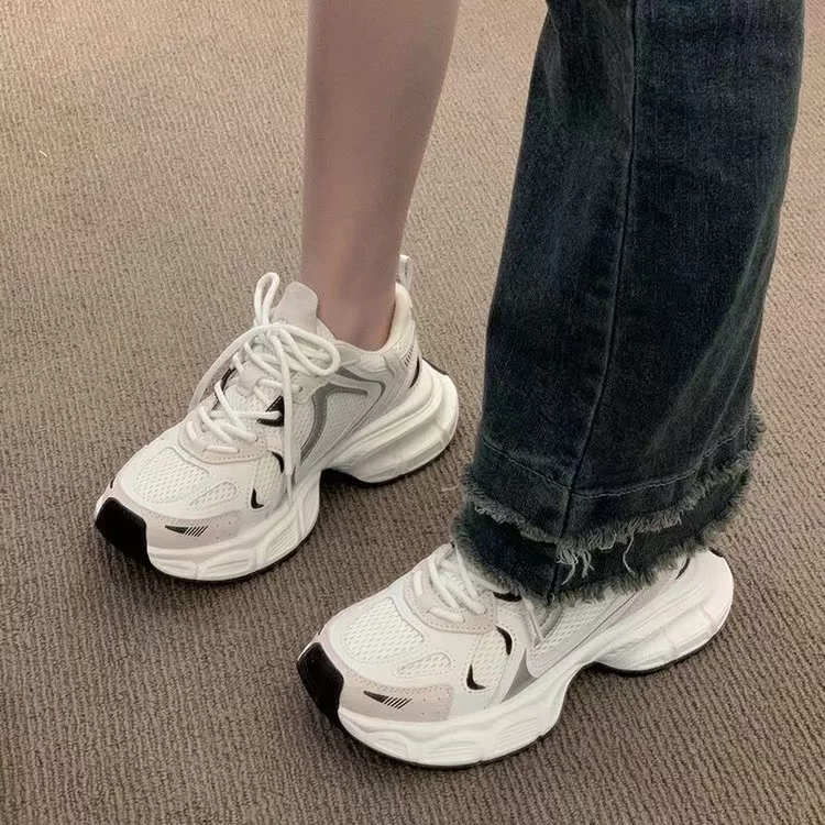 Кроссовки Huaqiang Huali сетчатые дышащие повседневные dad shoes женские, 2023 новые женские кроссовки, спортивные кроссовки, универсальная толстая подошва, сетчатые