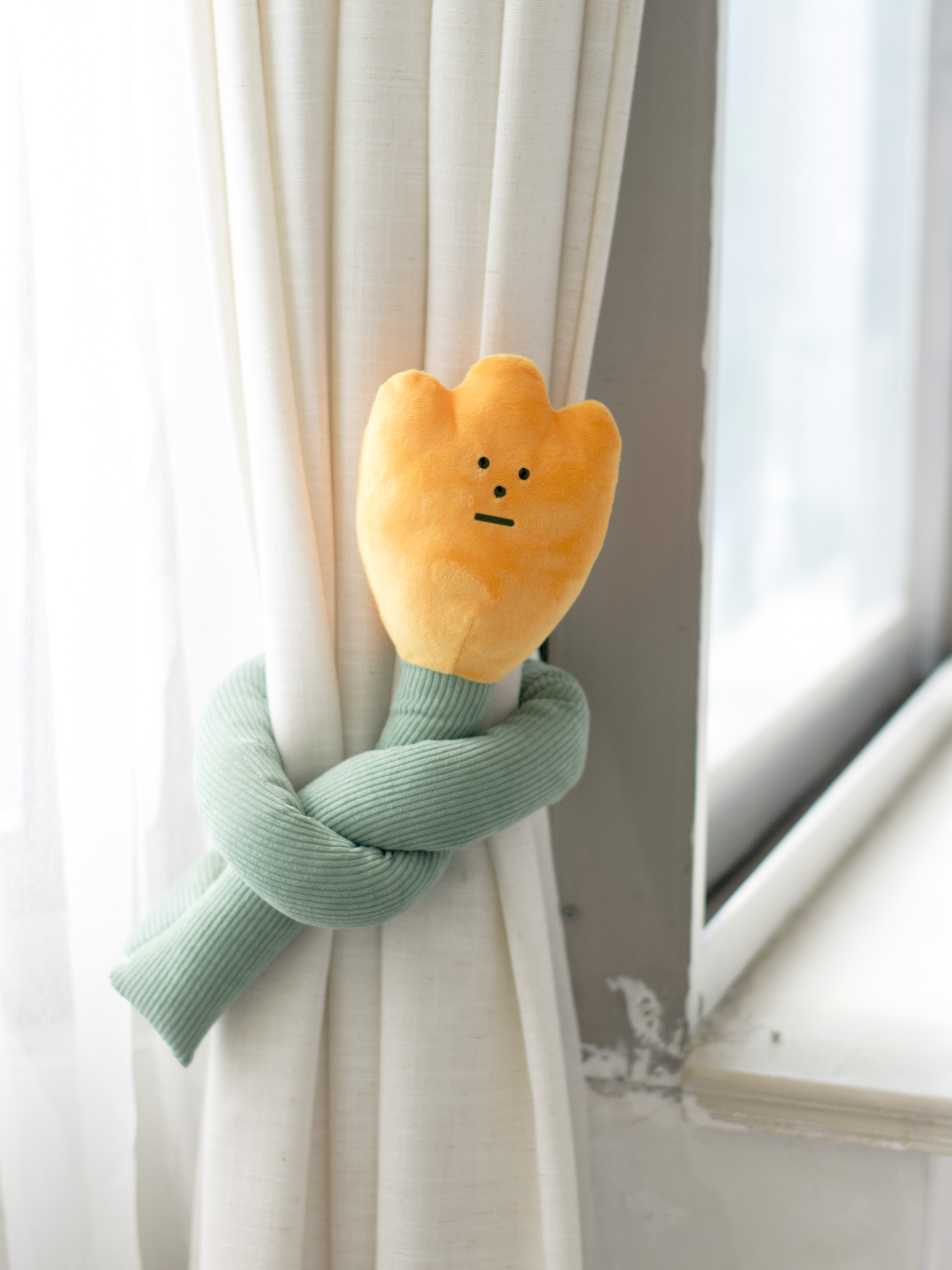 OrangeMSS Meow Warlock One tulips originality Door stop Curtain hook Neckline