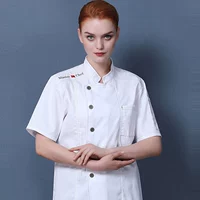 Белая футболка, короткий рукав