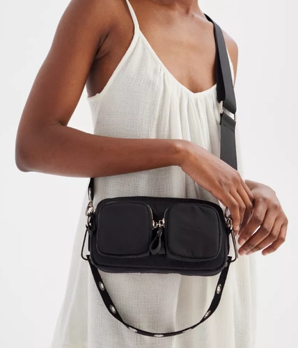 Spot [1 штука с одиночной, двух бесплатной доставкой] Женская сумка с твердым цветом за рубежом Прямая рассылка не вернется