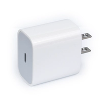 Зарядное устройство для быстрой зарядки iPhone/iPad мощностью 18 Вт.