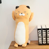 Длинная полоса кошка коричневая