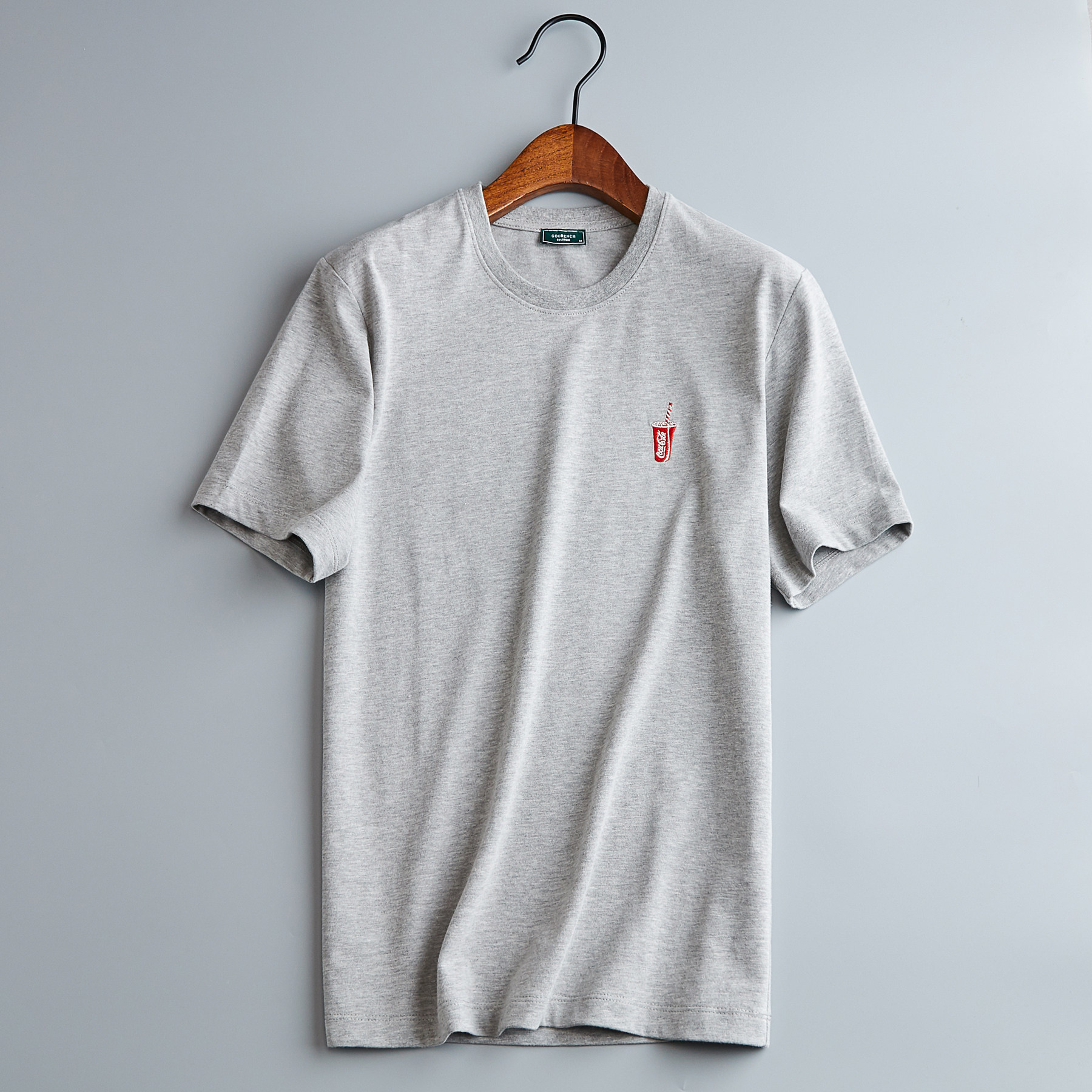 主推2018夏装新款圆领短袖t恤 简约刺绣t恤 qt6011-t81-60