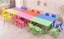 Phim hoạt hình phòng đa chức năng lớp học trẻ sơ sinh bàn ghế bốn đồ chơi bằng nhựa đồ nội thất có thể nâng trẻ em bảng ghế nhựa đẹp trẻ em