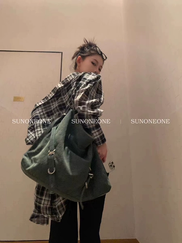 Вместительная и большая джинсовая летняя ретро небольшая дизайнерская сумка для путешествий на одно плечо, коллекция 2023