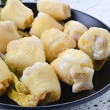 Маринованный перец расположенный куриная костяная костяная кость пряная куриная когтя