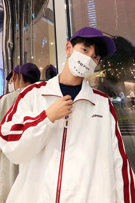 2018 mới mùa hè áo khoác nam sinh viên Hàn Quốc lỏng hoang dã áo khoác mỏng đồng phục bóng chày xu hướng những người yêu thích áo khoác bomber nam cao cấp Đồng phục bóng chày