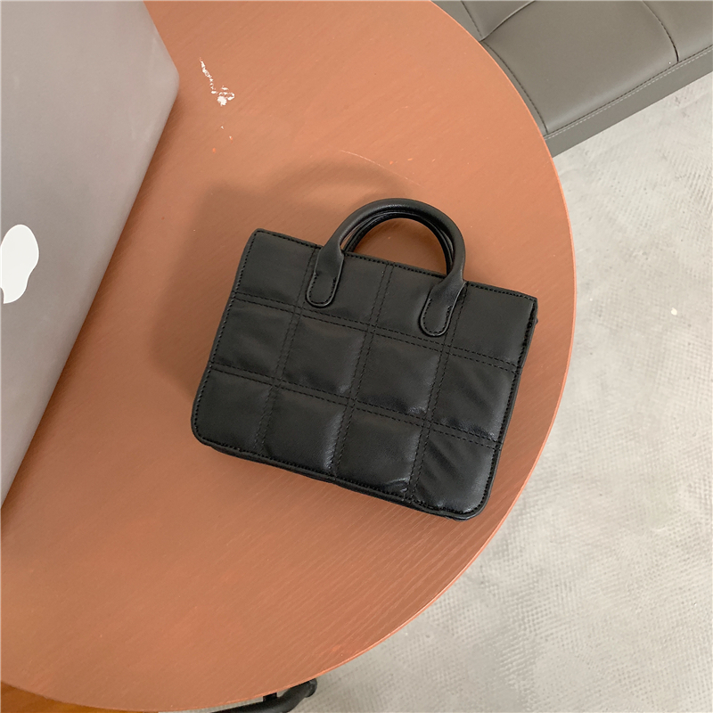 Black LargeSewing square mini lovely Small square bag female 2021 new pattern Versatile Oblique span portable Mini Lipstick Certificate bag