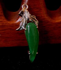 Украшения на шею 编号1311008 马来玉 吊坠