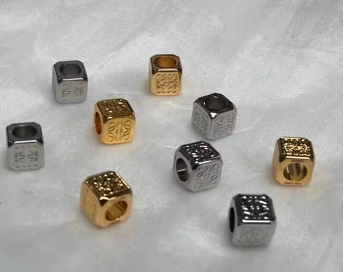 Используется в Loewe Boutik