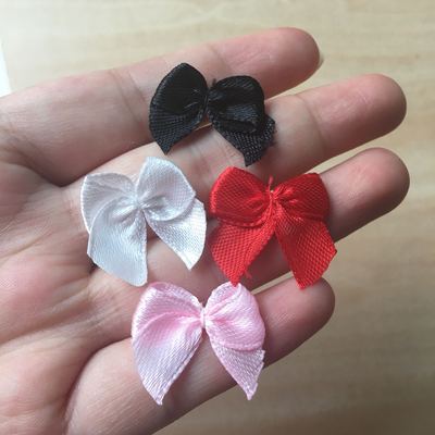 taobao agent Bow decorative silk ribbon solid color BJD baby clothing socks, bow tie black red and white one yuan 10