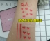 Giai đoạn trang điểm tattoo body painting năm cánh sao hình trái tim stars peach tim con dấu bút kẻ mắt màu đỏ bút không thấm nước cos