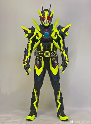 taobao agent [Runaway props] Kamen Rider 01 Shining Assault Locust COS Caspic Case Set Propytics