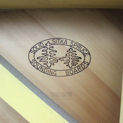 Второе -ручное фортепиано Yingchang U121AFS Корейский оригинальный импортный встроенный встроенный -в замедленных вертикальных студентах -начинающих дома