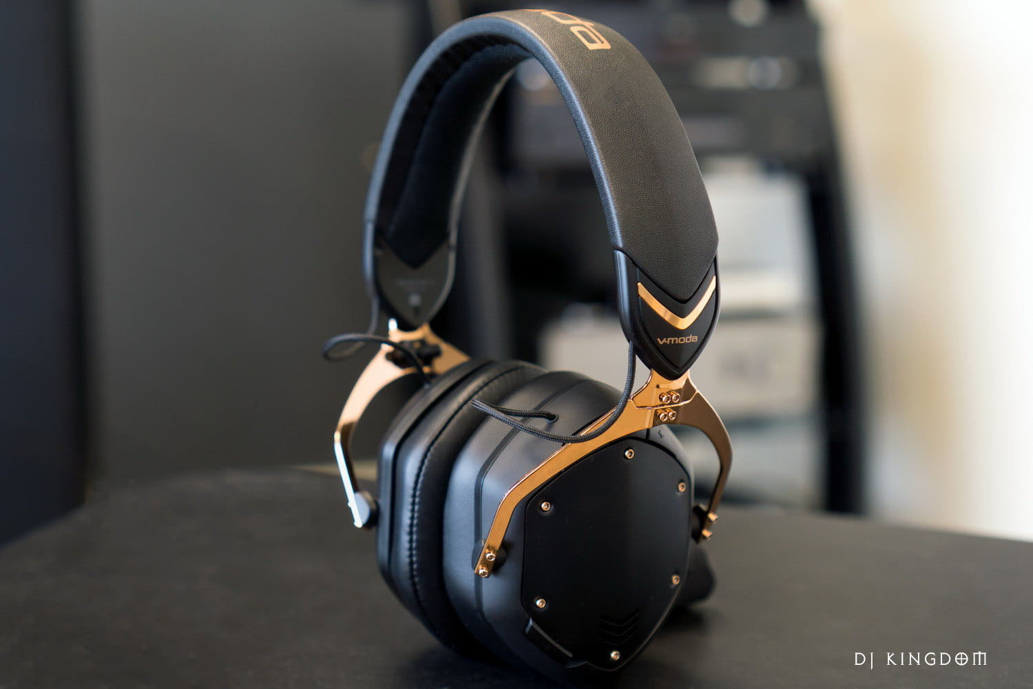 Наушники v-Moda Crossfade Wireless. Наушники v-Moda Crossfade II Wireless. Наушники v-Moda xfbt2a-RGOLDB. Наушники v-Moda Remix Audio.