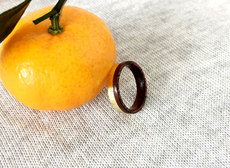 Настройка браслеты кольца 原创手工制作定制个性创意首饰品檀木镶嵌拼接黄铜情侣戒指