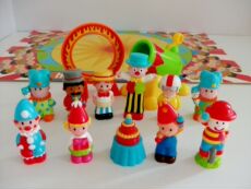 Развивающая игра для детей 正品外贸英国儿童益智玩具 过家家角色扮演