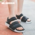 Giày thể thao sáng màu Adidas clover quai Velcro giày đi biển nam và nữ đôi dép sandal mùa hè S75382 - Dép thể thao