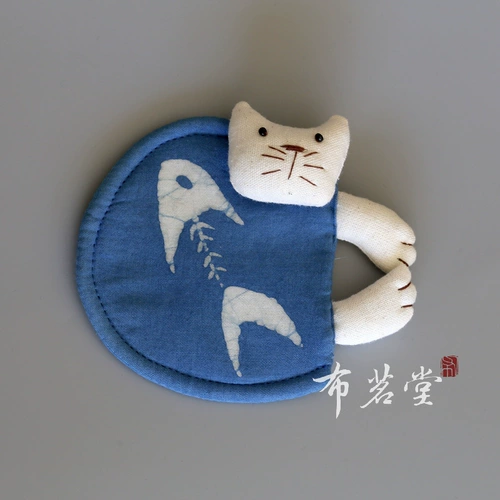 Bujiantang Трехмерная подушка для котенка